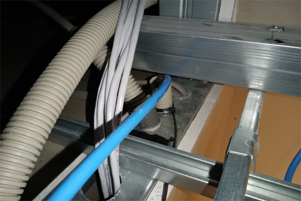 愛知県のLAN配線工事